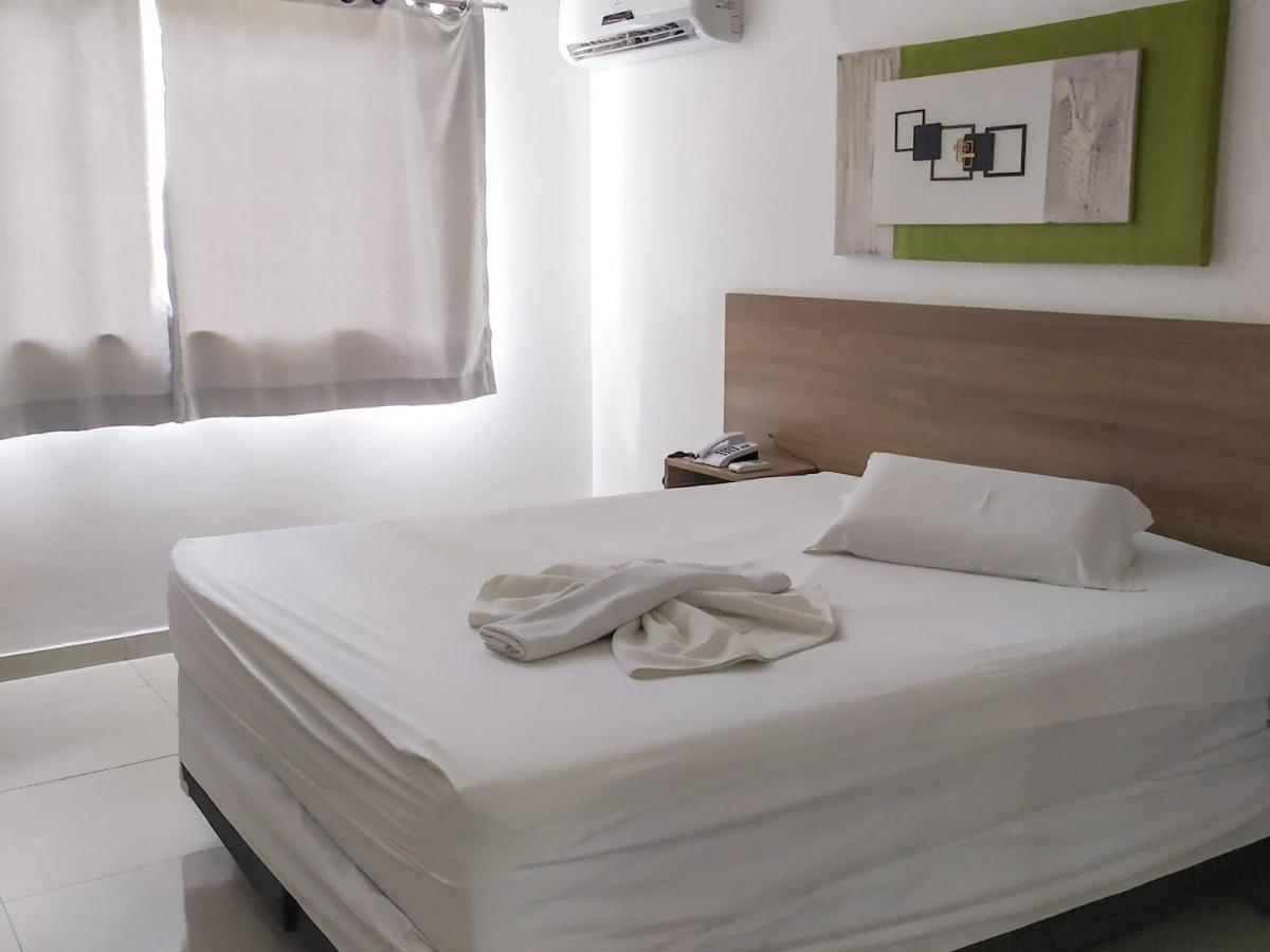 Oyo Hotel Valeria Salvador Eksteriør bilde
